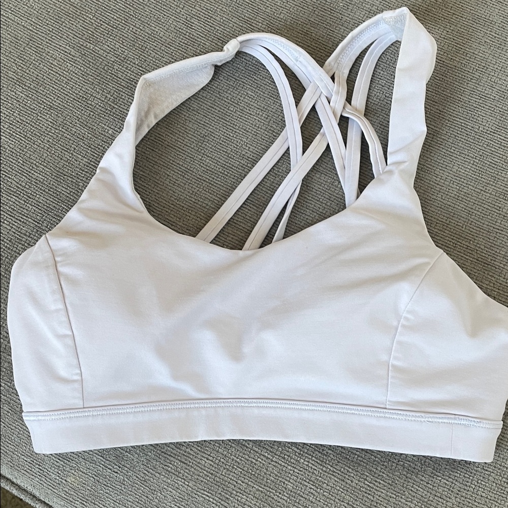 EUC Lululemon sports bra